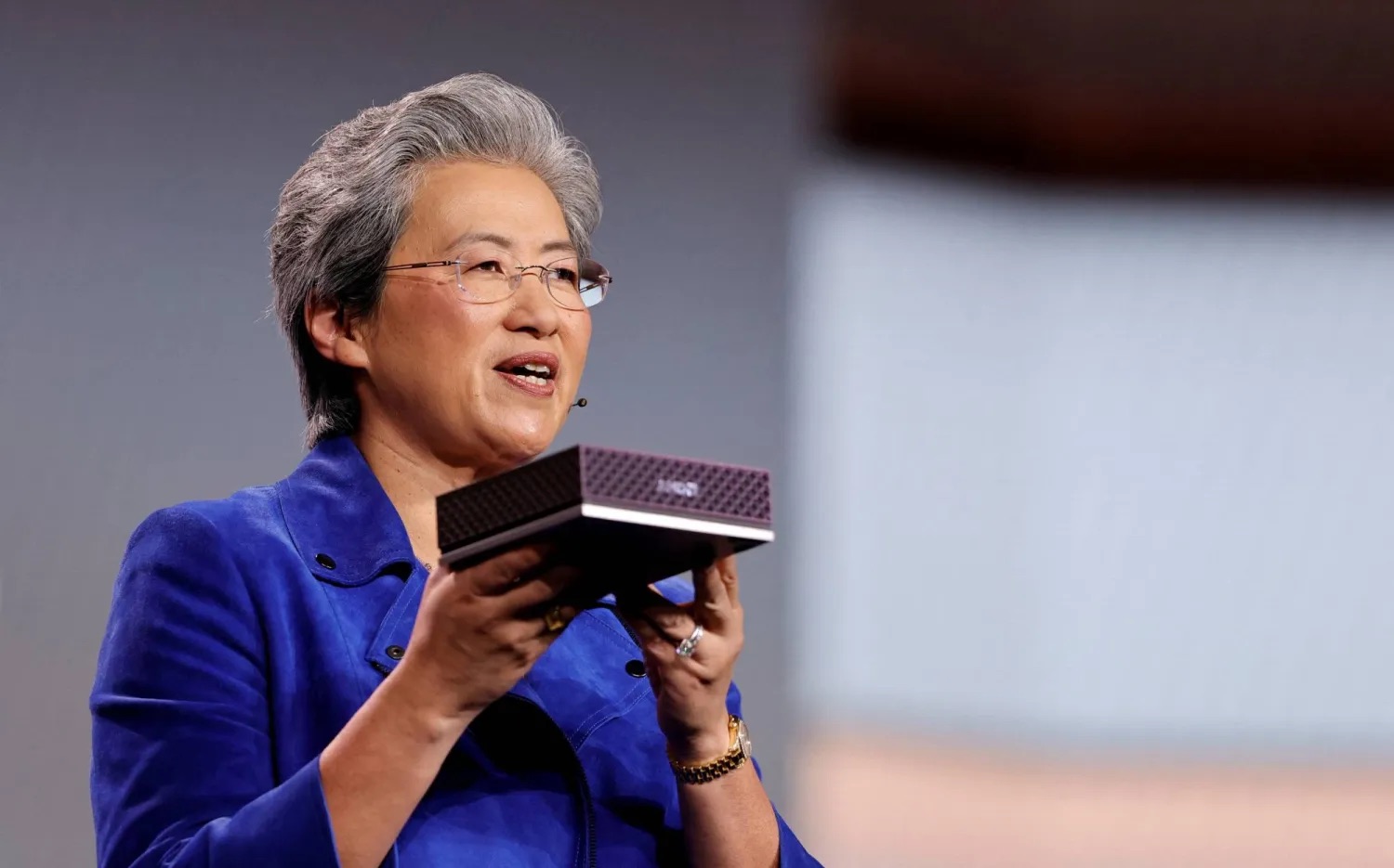 AMD AI Halo local LLM computer