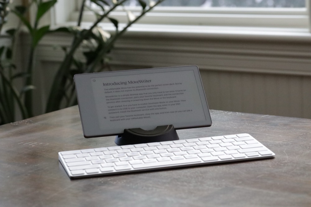 Typing on a bluetooth keyboard on the reMarkable Paper Pro Move