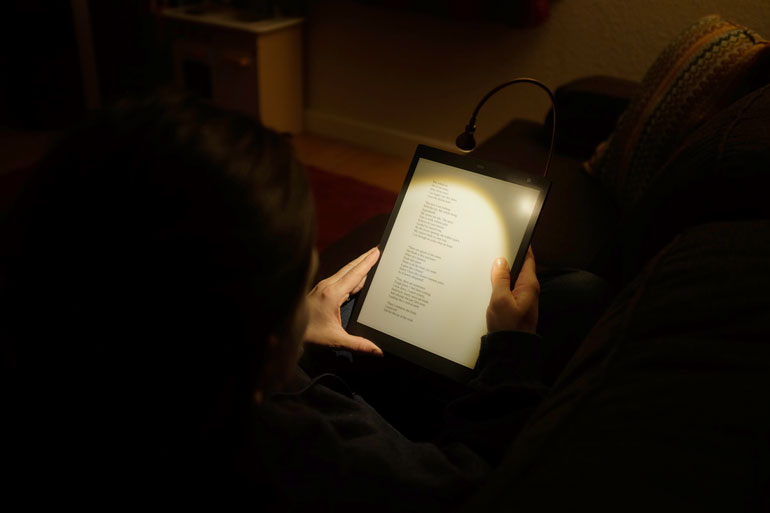 sony digital paper book light